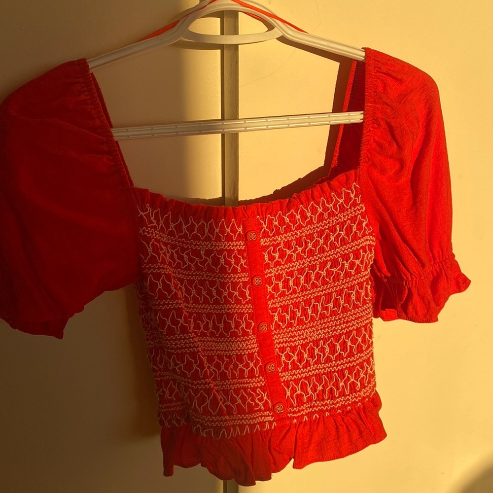Lost and Wander prairie red top